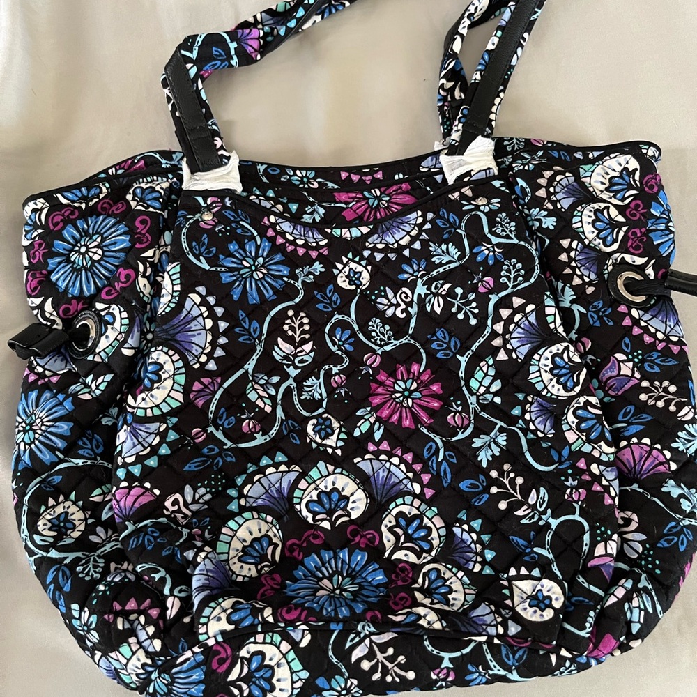 Vera Bradley NWT Glenna Bramble